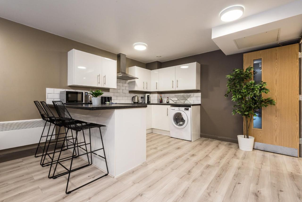 Host Apartments - Spacious 3 Bed Apartment With 3 Ensuites Liverpool Exteriör bild